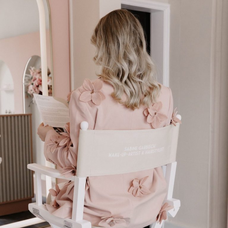 Individuelle Make-up Artist Fortbildung Individuelle Anleitung und persönliche Betreuung bei einer Make-up Artist Fortbildung in Augsburg