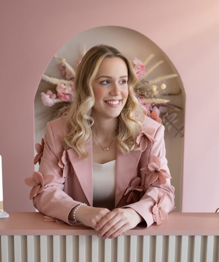 Visagistin Eventstyling Augsburg Professionelle Visagistin in Augsburg für exklusives Eventstyling, Firmenevents, TV- und Film-Produktionen und Galas