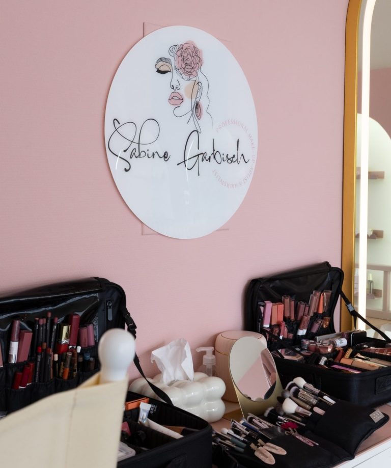 Professionelle Make-up Produkte für Make-up Workshops und Schminkkurse in Augsburg