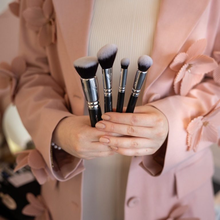 Event-Styling Augsburg Professionelle Make-up Pinsel für hochwertiges Event-Styling durch eine Make-up Artistin in Augsburg